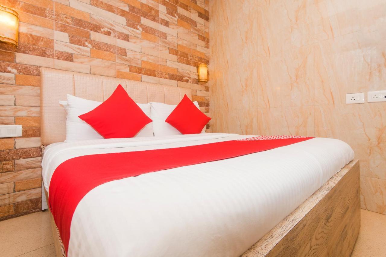 مومباي Hotel Oliver, Colaba المظهر الخارجي الصورة
